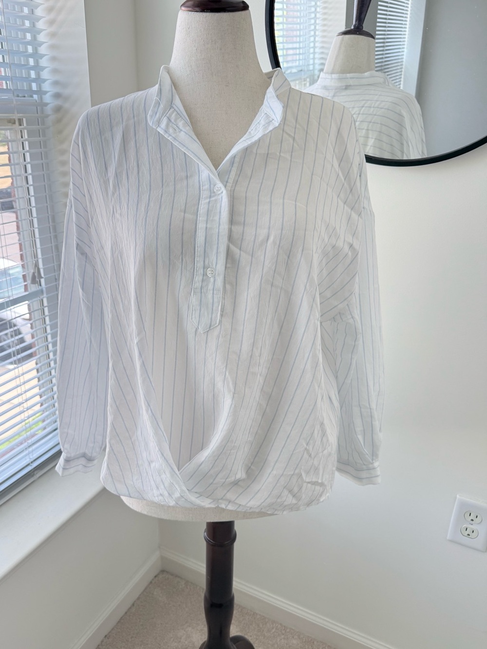 Zara White Blouse with Light Blue Pinstripes - Picture 3 of 10